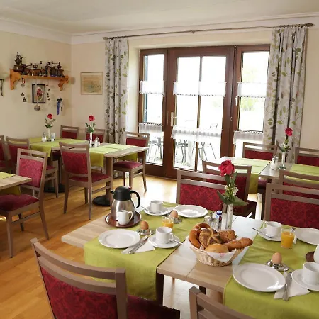 Guest house Gut Horn Waging am See