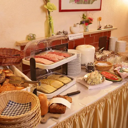 Gut Horn Guest house 3*