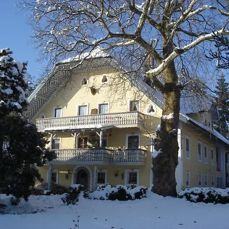 Gut Horn 3*
