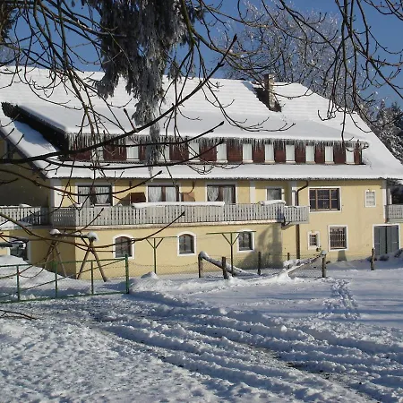 Gut Horn 3*