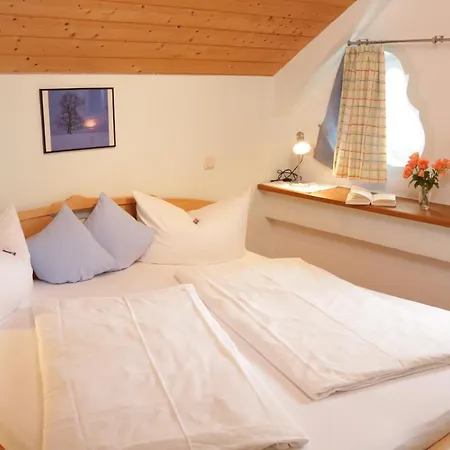 Gut Horn Guest house Waging am See