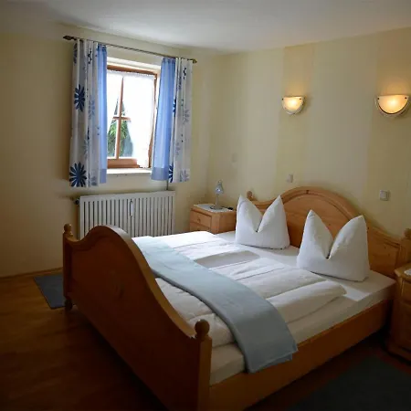 Guest house Gut Horn Waging am See
